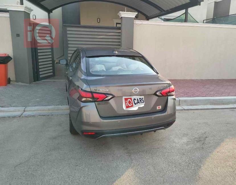 Nissan Versa